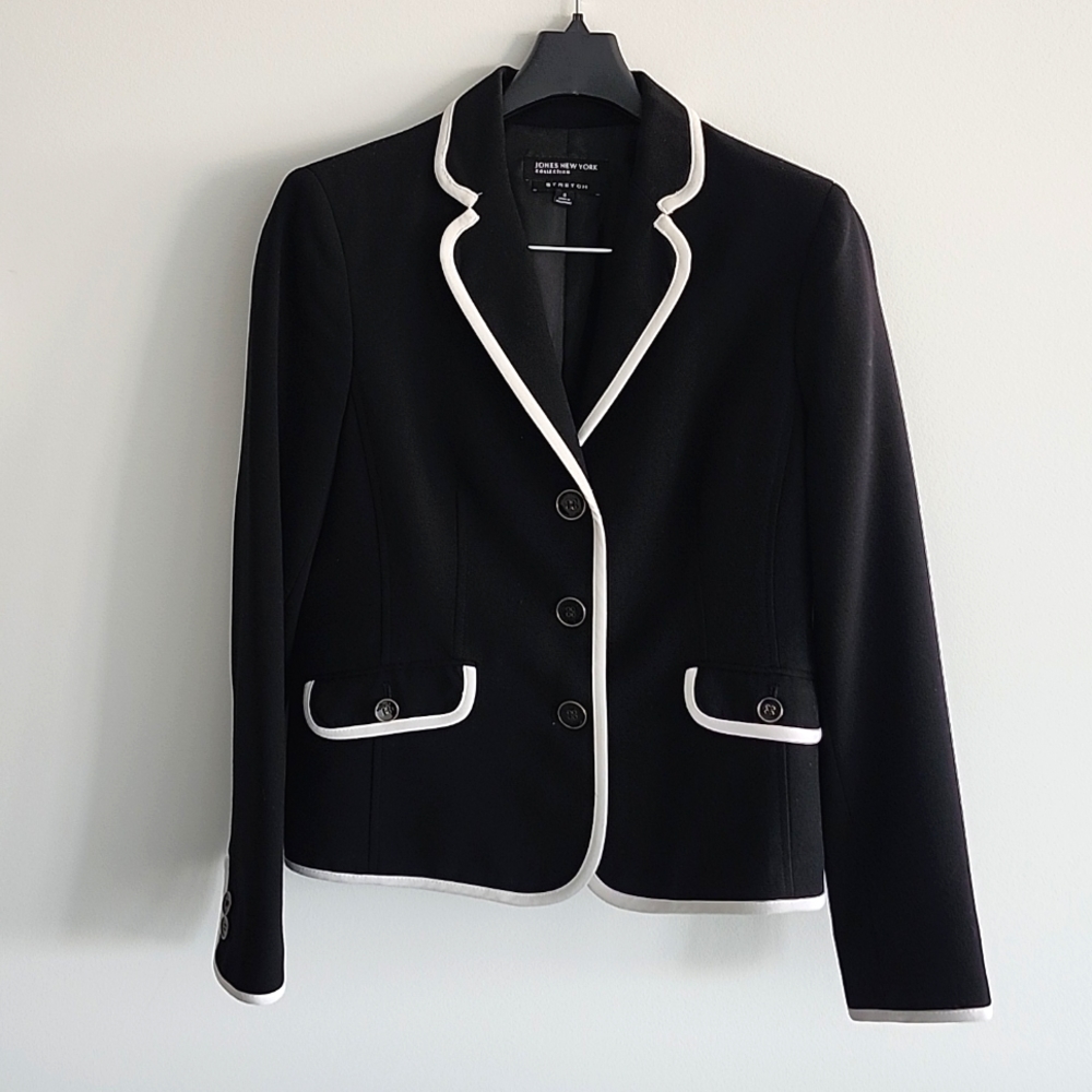 JONES NEW YORK Sz 6 Lined Black Blazer